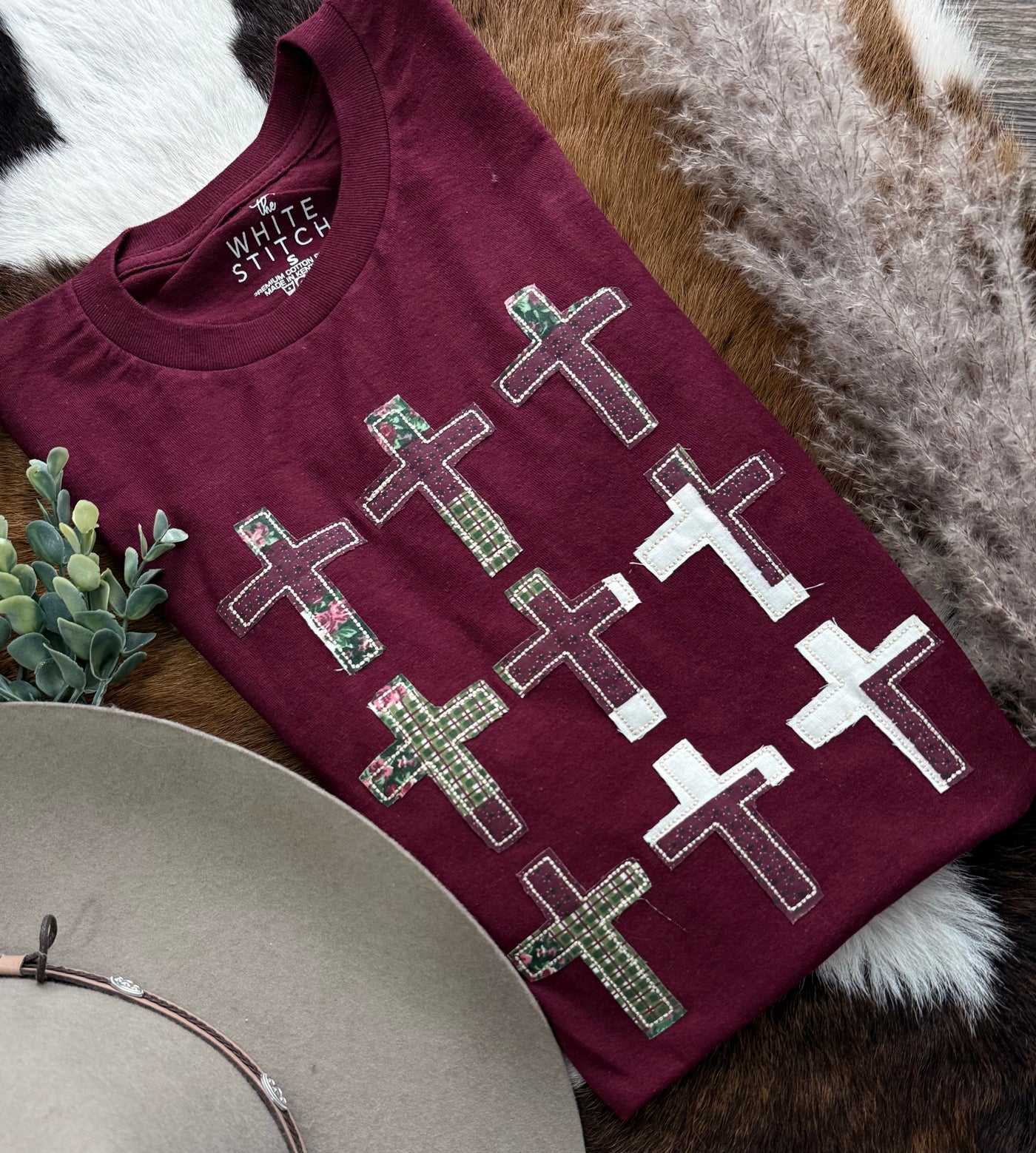 Cross Covered Tee & Sweatshirt